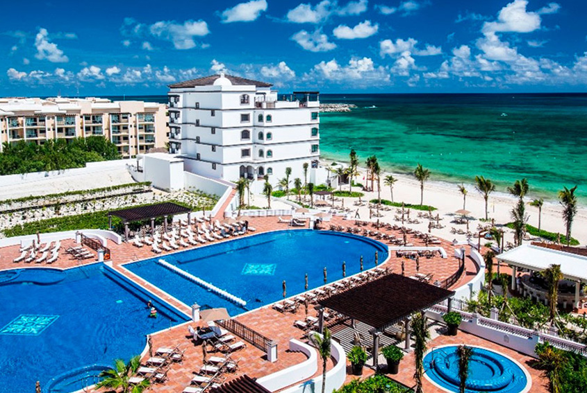 Grand Residences by Royal Resorts