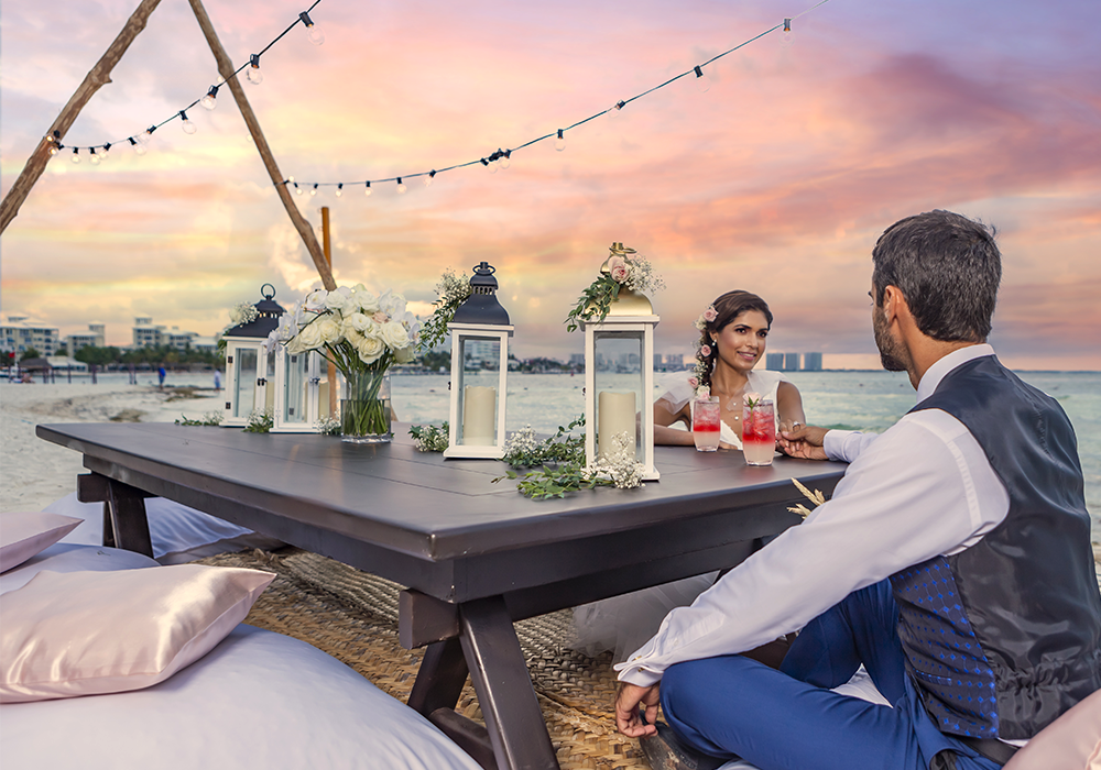 EL AMOR ESTÁ EN EL AIRE: UNA BODA EN ROYAL RESORTS