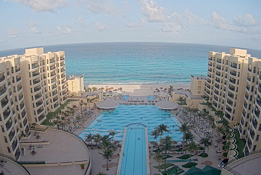 The Royal Sands