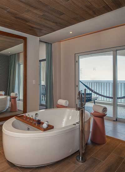 Uno Romantic Suite