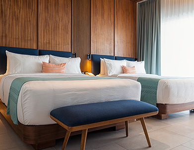 Uno Beachfront Grand Suite with Plunge Pool