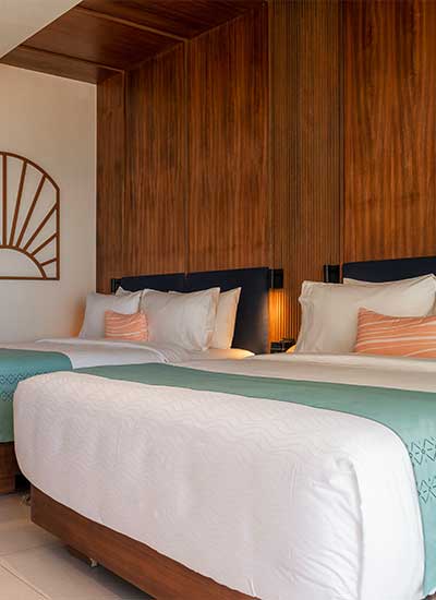 Uno Beachfront Grand Suite with Whirlpool
