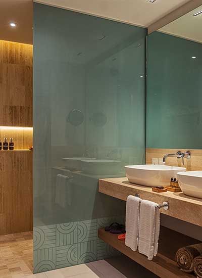 Uno Presidential Suite