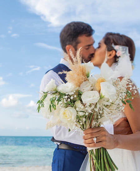 cancun-beach-weddings-royaluno