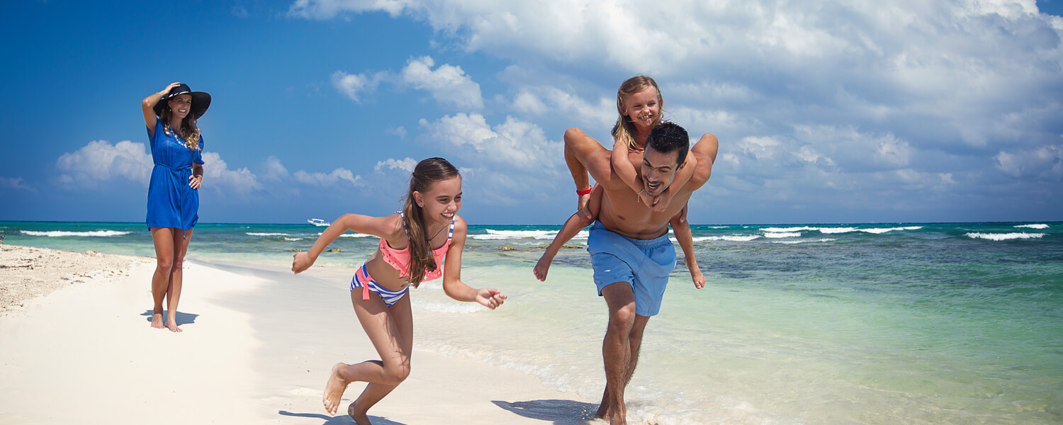 Royal Resorts Familyfriendly resorts in Cancun