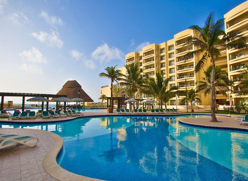 Royal Resorts Reviews